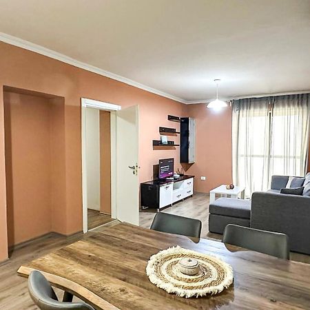 טיראנה Grand Park 2Br Apartment מראה חיצוני תמונה